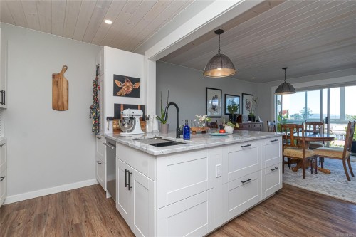 404-9958 Daniel St, Chemainus, BC - Indoor