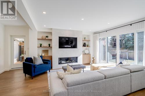 12 Wesley Avenue, Mississauga, ON - Indoor Photo Showing Living Room With Fireplace