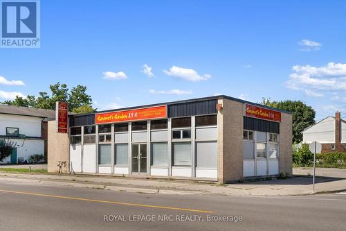 155 Niagara Boulevard, Fort Erie (Central), ON 