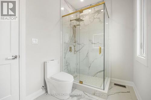 2946 Elgin Mills Road E, Markham, ON - Indoor Photo Showing Bathroom