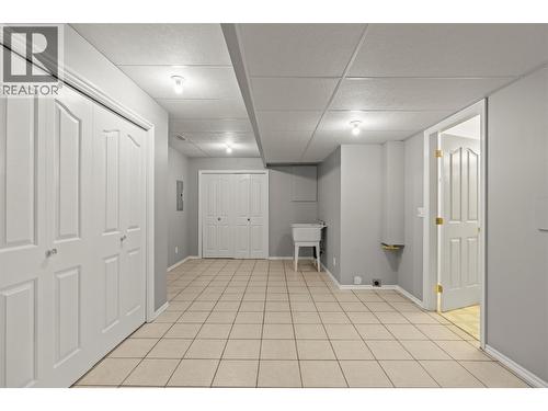 7967 Tronson Road, Vernon, BC - Indoor Photo Showing Other Room