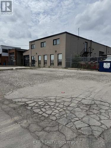 1261 Britannia Road E, Mississauga, ON 