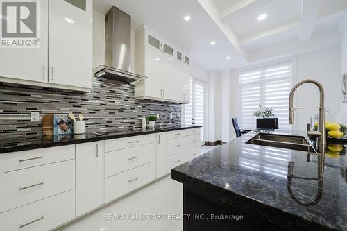 26 Lancer Drive, Vaughan, ON - Indoor Photo Showing Kitchen With Double Sink With Upgraded Kitchen