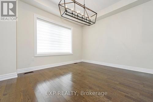 35 Windsor Circle, Niagara-On-The-Lake, ON - Indoor Photo Showing Other Room