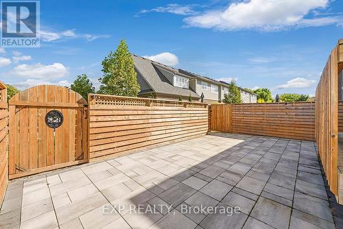 35 Windsor Circle, Niagara-On-The-Lake, ON - Outdoor