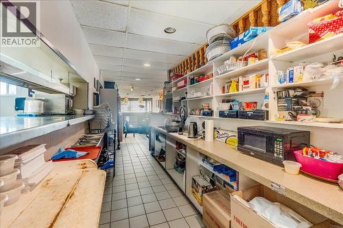 932/938 Columbia Avenue, Castlegar, BC 