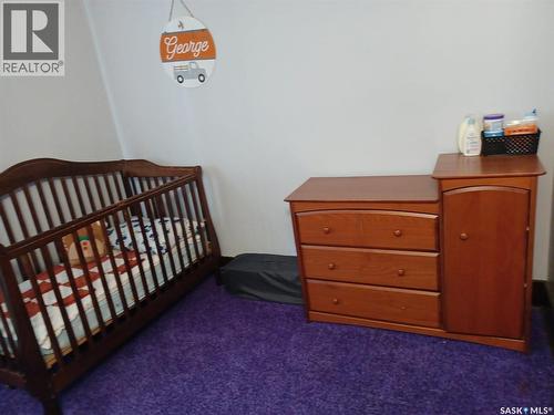 111 Warwick Street, Neville, SK - Indoor Photo Showing Bedroom