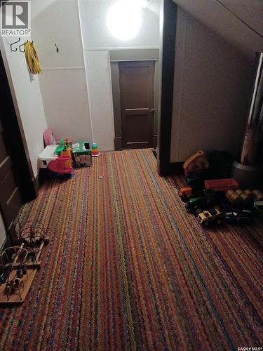 111 Warwick Street, Neville, SK - Indoor Photo Showing Other Room