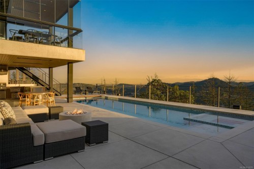 2029 Pinehurst Terr, Langford, BC 