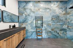 Salle de bains attenante à la CCP - 