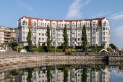 518-10 Paul Kane Pl  Victoria, BC V9A 7J8