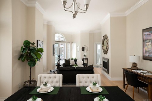 518-10 Paul Kane Pl, Victoria, BC - Indoor Photo Showing Dining Room