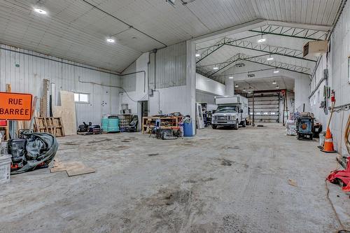 Warehouse - 6775 Route Sir-Wilfrid-Laurier, Mirabel, QC 
