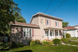 128 Rue Mackenzie-King  Saint-Jean-Sur-Richelieu, QC J3B 5P1
