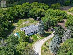 aerial showing garage, house and driveway - 