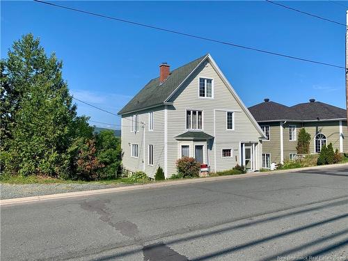 407 Victoria, Dalhousie, NB 