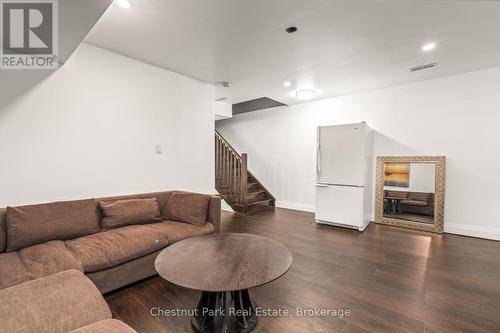 65 Rockmount Crescent, Gravenhurst (Muskoka (S)), ON - Indoor Photo Showing Living Room
