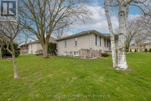 196 Hull Road, Strathroy-Caradoc (Ne), ON - Outdoor