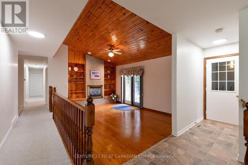 196 Hull Road, Strathroy-Caradoc (Ne), ON - Indoor Photo Showing Other Room With Fireplace