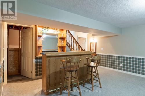 196 Hull Road, Strathroy-Caradoc (Ne), ON - Indoor Photo Showing Other Room