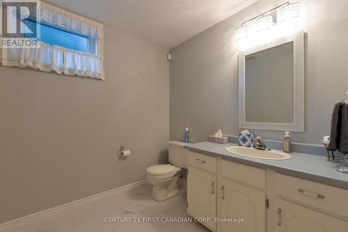 3-peice bath lower level - 196 Hull Road, Strathroy-Caradoc (Ne), ON - Indoor Photo Showing Bathroom
