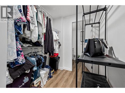 615 Rutland Road Unit# 202, Kelowna, BC - Indoor With Storage