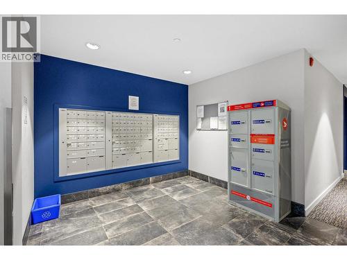 615 Rutland Road Unit# 202, Kelowna, BC - Indoor Photo Showing Other Room