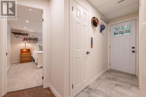 1588 Skyline Drive, Huntsville (Chaffey), ON - Indoor Photo Showing Other Room