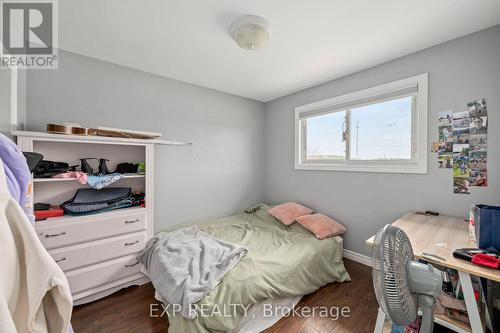 3862 Trafalgar Street, Thames Centre, ON - Indoor Photo Showing Bedroom