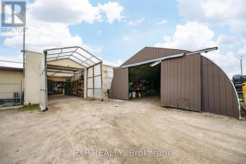 3862 Trafalgar Street, Thames Centre, ON - Outdoor