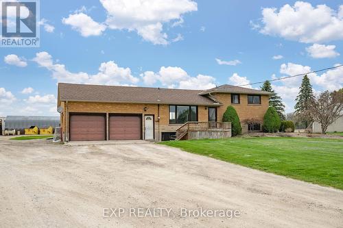 3862 Trafalgar Street, Thames Centre, ON - Outdoor