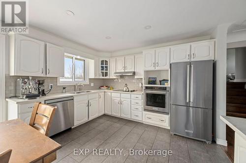 3862 Trafalgar Street, Thames Centre, ON 