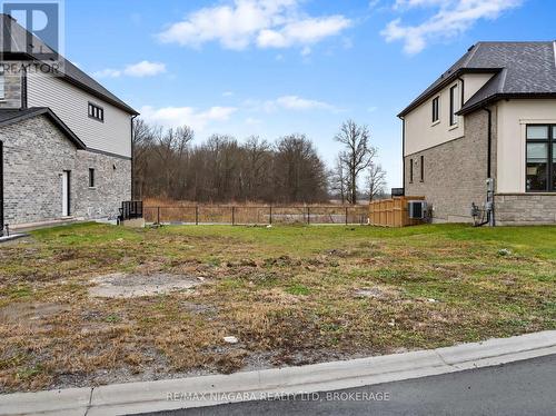 7521 Sherrilee Crescent, Niagara Falls (Brown), ON 