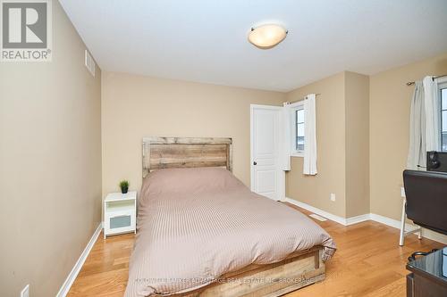 116 Clare Avenue, Welland (Coyle Creek), ON - Indoor Photo Showing Bedroom