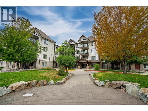 256 Hastings Avenue Unit# 309, Penticton, BC - Outdoor With Facade