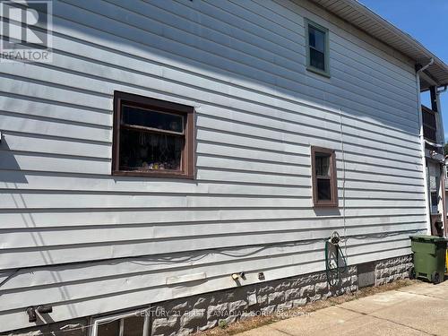 1629 Drouillard Road, Windsor, ON - Outdoor