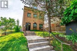 203 - 4872 VALLEY WAY  Niagara Falls (Cherrywood), ON L2E 1W3