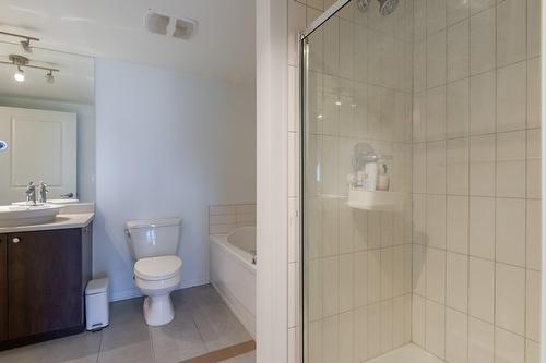 Bathroom - 601-15 Boul. La Fayette, Longueuil (Le Vieux-Longueuil), QC - Indoor Photo Showing Bathroom