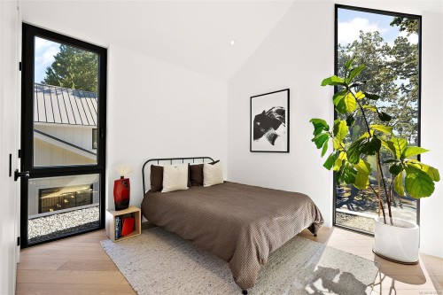 862 Somenos St, Victoria, BC 