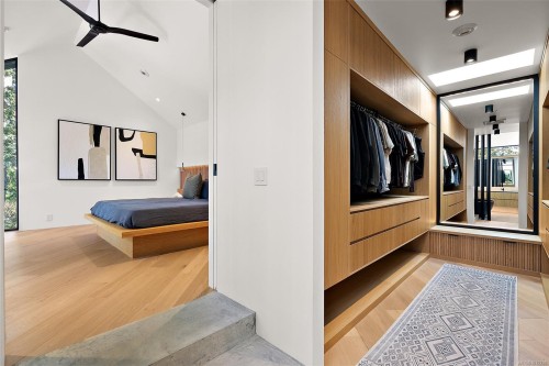 862 Somenos St, Victoria, BC 