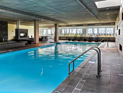 Pool - 2207-150 Ch. De La Pointe-Sud, Montréal (Verdun/Île-Des-Soeurs), QC - Indoor Photo Showing Other Room With In Ground Pool