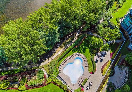 Aerial photo - 2207-150 Ch. De La Pointe-Sud, Montréal (Verdun/Île-Des-Soeurs), QC - Outdoor With In Ground Pool