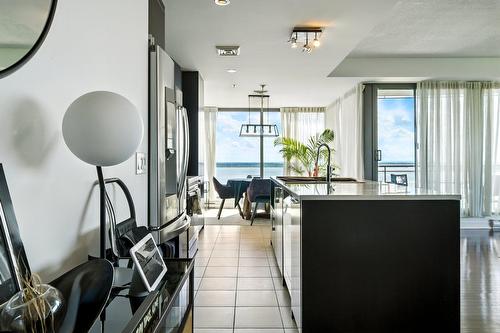 Kitchen - 2207-150 Ch. De La Pointe-Sud, Montréal (Verdun/Île-Des-Soeurs), QC - Indoor
