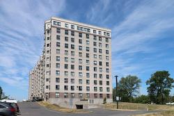 912-7680 Boul. Marie-Victorin  Brossard, QC J4W 3L2