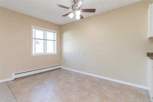 402-218 Bayview Ave, Ladysmith, BC - Indoor Photo Showing Other Room