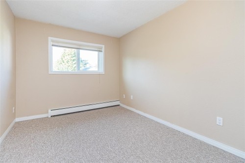 402-218 Bayview Ave, Ladysmith, BC - Indoor Photo Showing Other Room