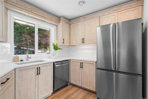 3640 Sundown Dr, Nanaimo, BC 