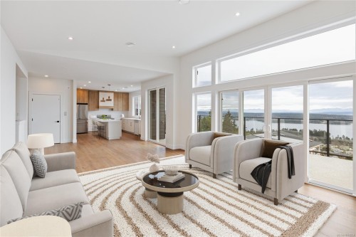 414 Thetis Dr, Ladysmith, BC 