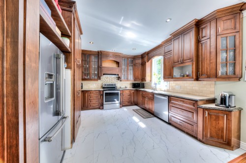 Cuisine - 162 Rue Du Sanctuaire, Saint-Colomban, QC - Indoor Photo Showing Kitchen