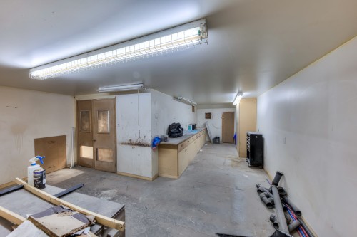 Garage - 162 Rue Du Sanctuaire, Saint-Colomban, QC - Indoor Photo Showing Other Room